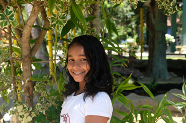 Shalani Imasha aus Dankotuwa lebt nun mit ihren beiden Schwestern im Angels Home, in Marawila, Sri Lanka.