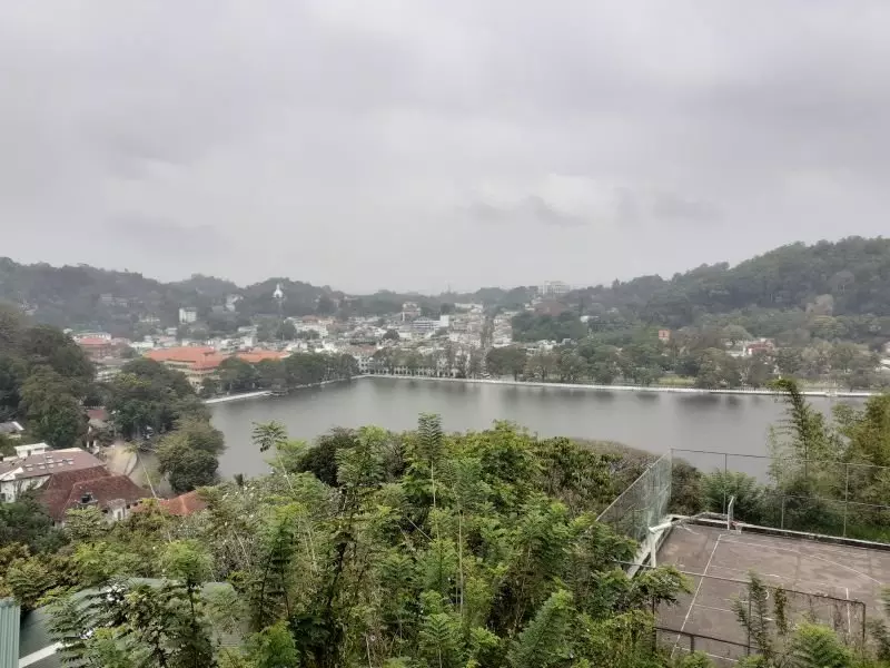 Aussichtspunkt vom Kandy Lake