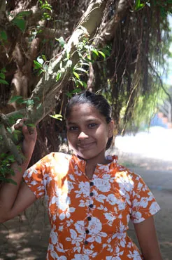 Deepthi bringt mit ihrer offenen und fröhlichen Art viel Leben in den Alltag des Angels Home und kümmert sich gerne um die jüngeren Kinder.