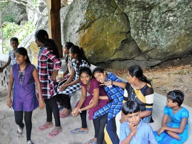 Spa&szlig; im H&ouml;hlentempel von Dambulla