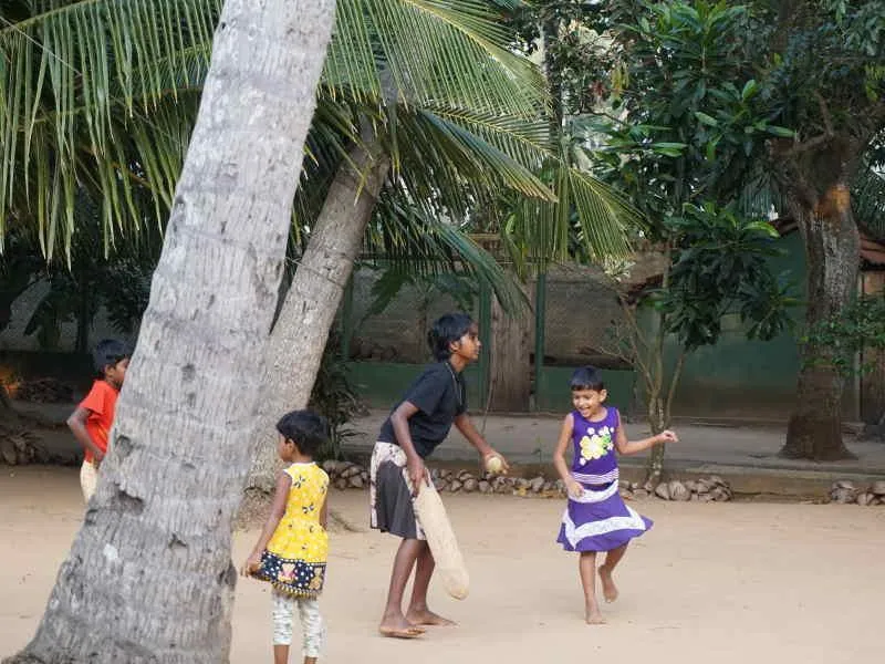Die Kinder haben viel Spa&szlig; in der Spielstunde
