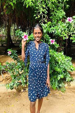 Akshara, neu im Angels Home seit dem 7. Oktober 2024. Mit ihrer lebensfrohen Art bereichert sie unser Heim und bringt frischen Wind in unsere Gemeinschaft.